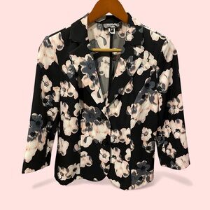 Cute black floral lightweight blazer 3/4 sleeve stretch whimsigoth coastal vamp